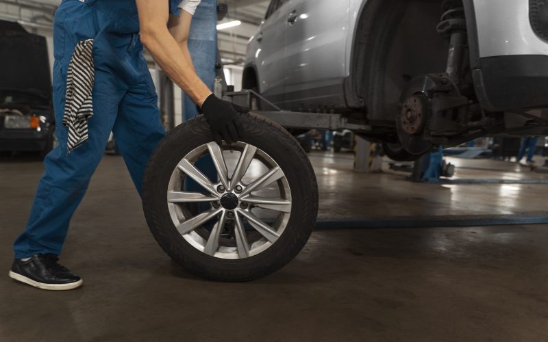 Car Performance with Quality Tyres in Dubai